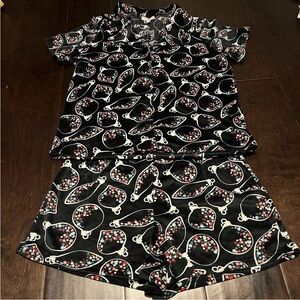 Como Vintage Short Pajama Set Holidays Christmas Ornaments Print Size Medium